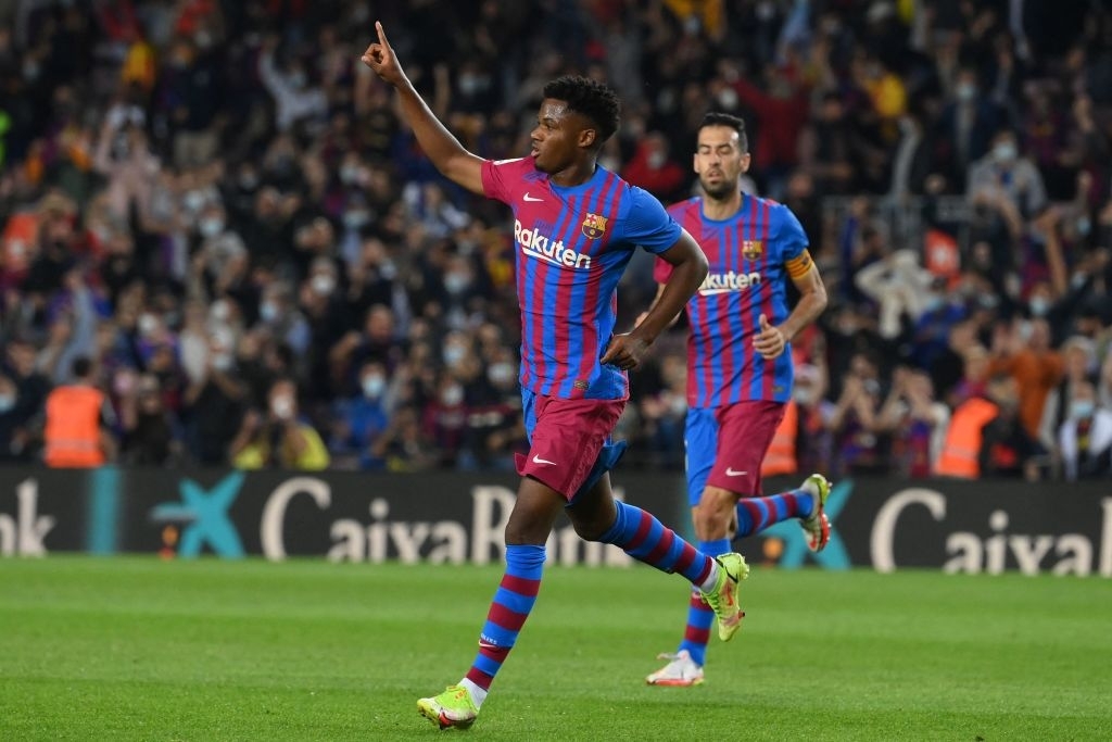 Coutinho và Fati lập công, Barca lội ngược dòng vượt qua Valencia - Ảnh 1