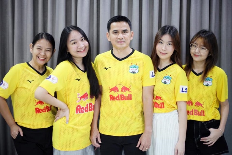 Kiatisuk trở lại Việt Nam vào giữa tháng 11 - Ảnh 1