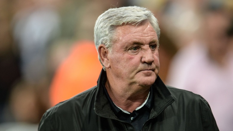 Newcastle sa thải Steve Bruce, đền bù 8 triệu bảng Anh - Ảnh 1