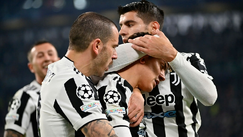 Dybala lập cú đúp đưa Juventus vào vòng knock-out cúp C1 châu Âu - Ảnh 1