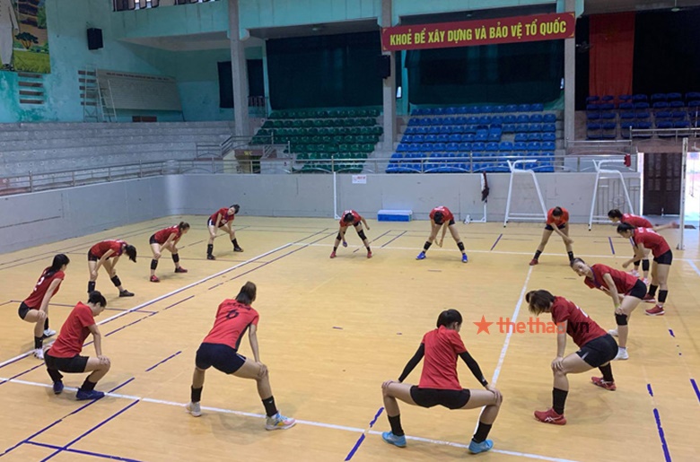 Bóng chuyền nữ Geleximco Thái Bình tích cực tập luyện cho vòng 2 giải VĐQG 2021 - Ảnh 1