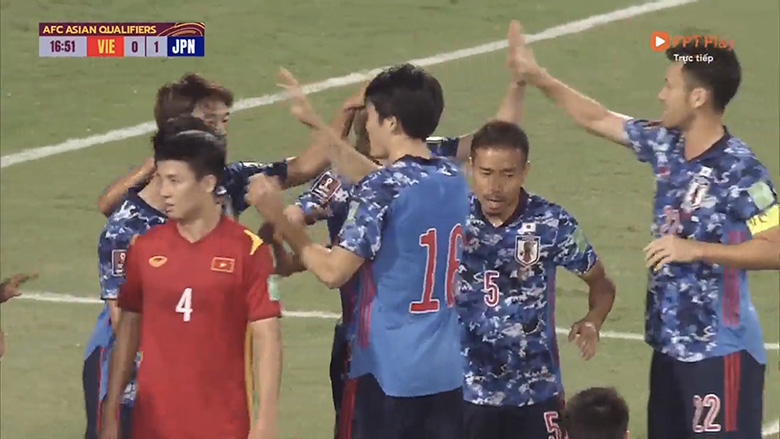 Trực tiếp Việt Nam 0-1 Nhật Bản: Ito Junya mở điểm cho đội khách - Ảnh 18