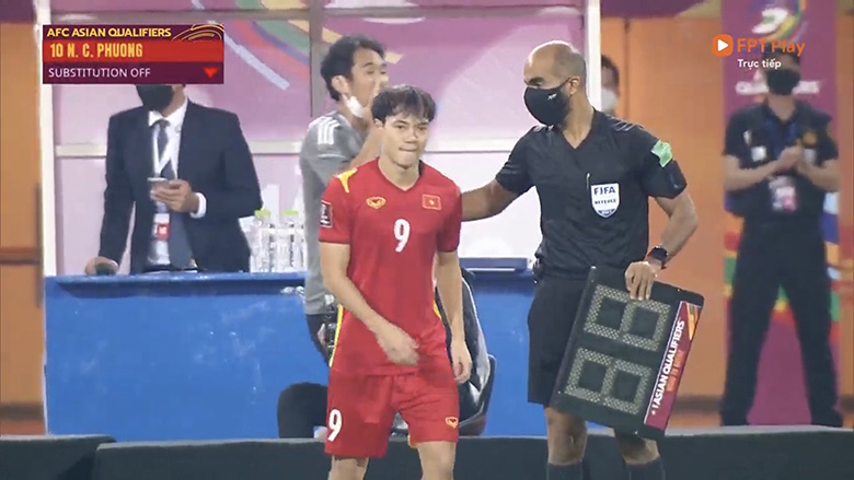 TRỰC TIẾP Việt Nam 0-1 Nhật Bản: Nhật Bản tiếp tục ép sân - Ảnh 24