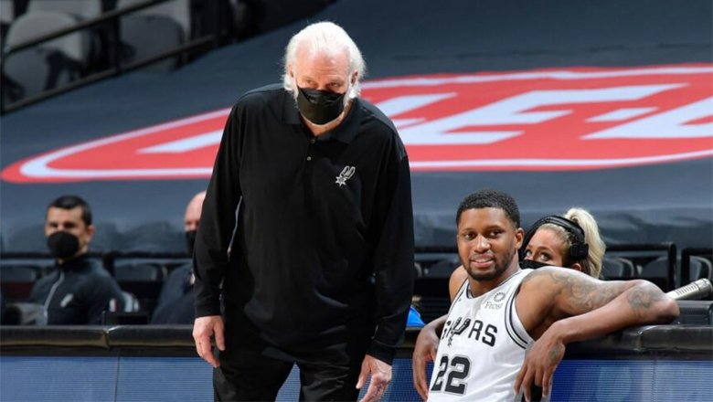 HLV của San Antonio Spurs bất lực khi đội nhà sa sút - Ảnh 1