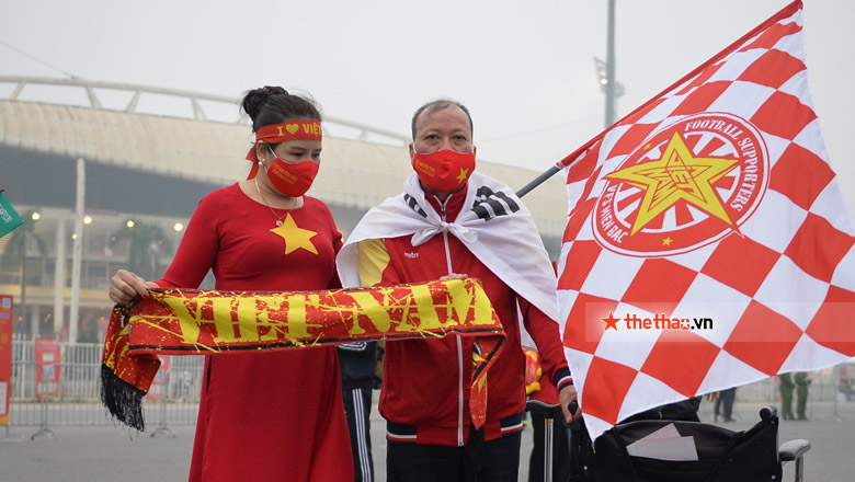 CĐV đặc biệt trận Việt Nam vs Saudi Arabia: 'Tôi sẵn sàng bỏ ăn Tết để xem tuyển đá' - Ảnh 2