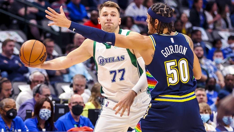 Doncic bừng sáng trở lại, Dallas Mavericks hạ gục Denver Nuggets - Ảnh 1