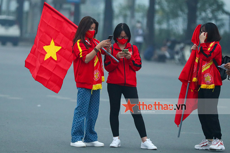 TRỰC TIẾP Việt Nam vs Ả Rập Xê Út: Thành Chung đá chính thay Tiến Dũng - Ảnh 17