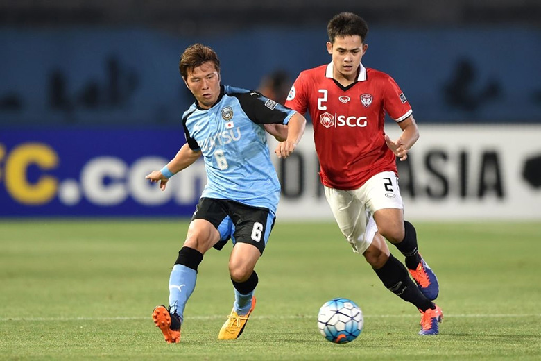 ĐT Thái Lan tiếp tục mất hậu vệ cánh trước thềm AFF Cup 2021 - Ảnh 1