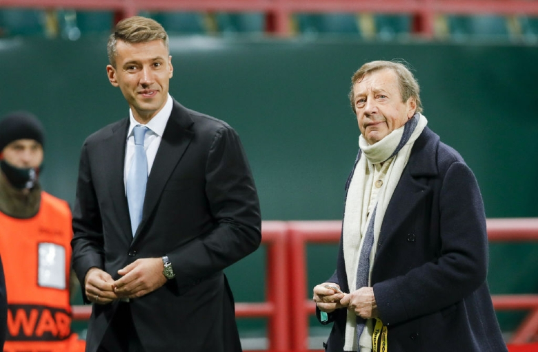 Chủ tịch Lokomotiv Moscow phản ứng ra sao trước tin đồn Rangnick tới MU? - Ảnh 1
