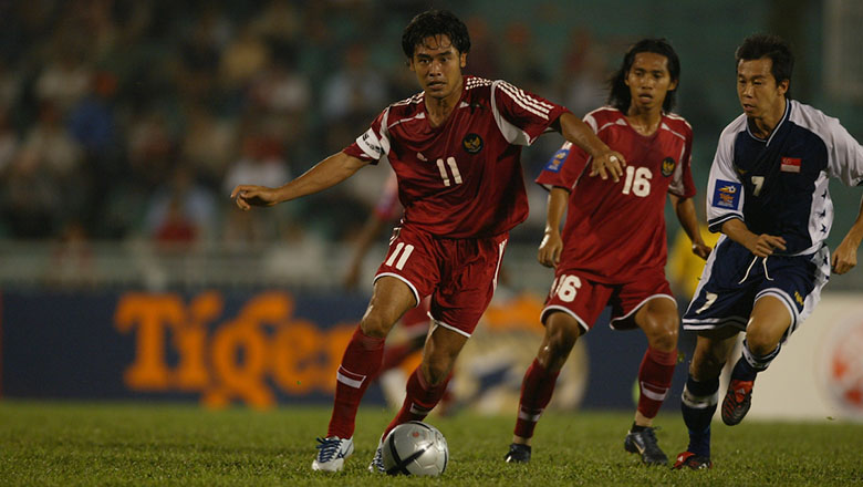 Nhìn lại AFF Cup 2004: Kỳ Tiger Cup cuối cùng và đáng quên của ĐT Việt Nam  - Ảnh 3