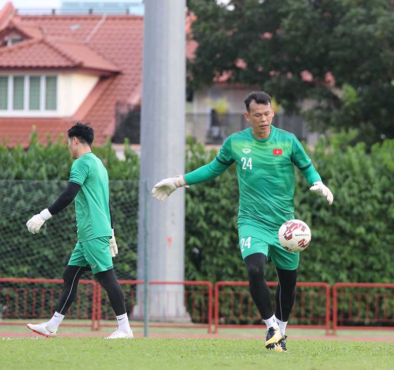 ĐT Việt Nam đón tin vui về mặt lực lượng trước trận ra quân AFF Cup 2021 - Ảnh 4