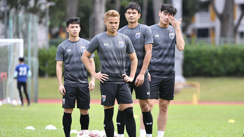 Theerathon Bunmathan: Bóng đá ĐNÁ đã phát triển nhưng Thái Lan tự tin giành chức vô địch AFF Cup 2021 - Ảnh 1