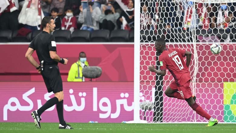 Tunisia, Qatar vào bán kết Arab Cup 2021 - Ảnh 2
