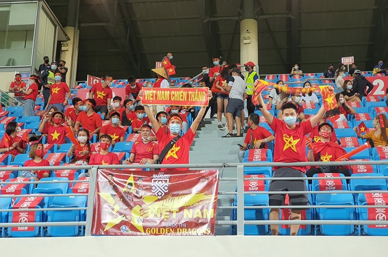 TRỰC TIẾP AFF Cup 2021, Việt Nam vs Malaysia: Quang Hải và Tuấn Anh đá chính - Ảnh 6