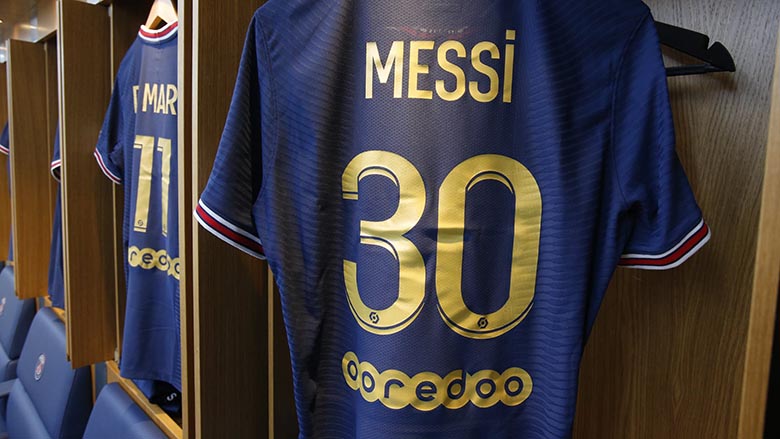 PSG tri ân Quả bóng vàng thứ 7 của Messi với mẫu áo đấu đặc biệt - Ảnh 2