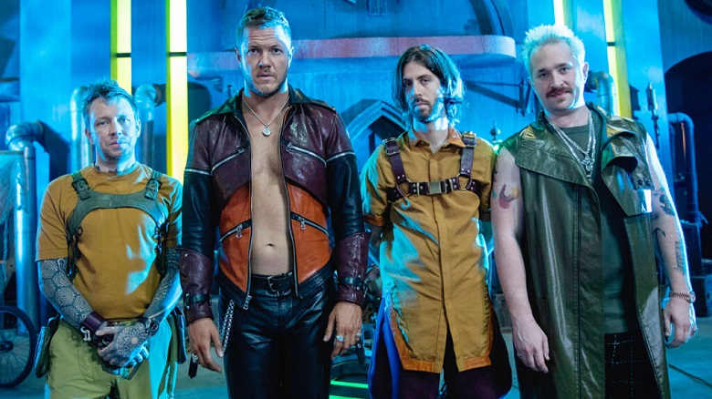 Dan Reynolds của Imagine Dragons hát