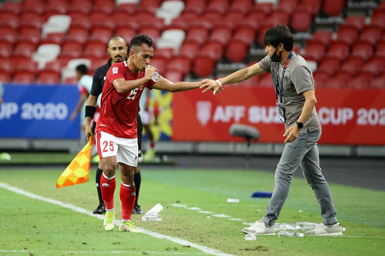 HLV Indonesia phàn nàn vì phải ăn cơm hộp suốt AFF Cup 2021 - Ảnh 1