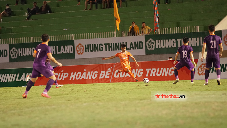 TRỰC TIẾP cúp Hoàng Đế, Bình Định 1-2 Bình Dương: Bình Định tăng cường sức ép - Ảnh 8