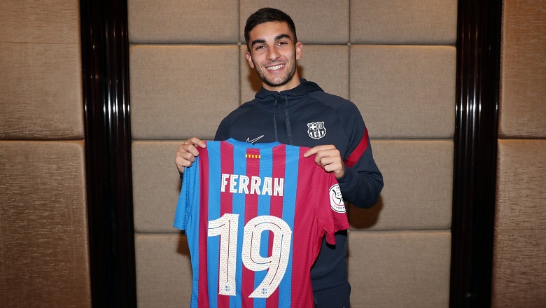 Ferran Torres ra mắt Barca ở trận Siêu kinh điển: Đá 45 phút, nhận 1 thẻ vàng - Ảnh 3