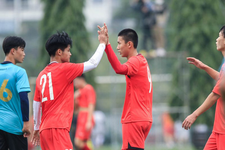 U17 Việt Nam giao hữu với đội trẻ Công An Nhân Dân - Ảnh 1
