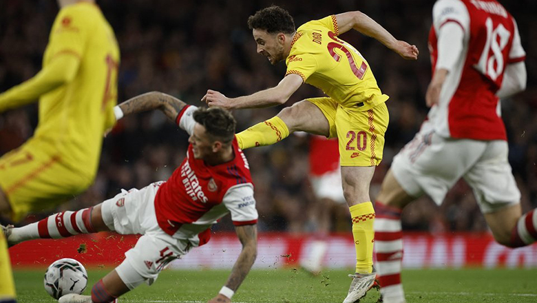 Diego Jota giúp Liverpool hạ Arsenal ở bán kết Cúp Liên đoàn Anh - Ảnh 2