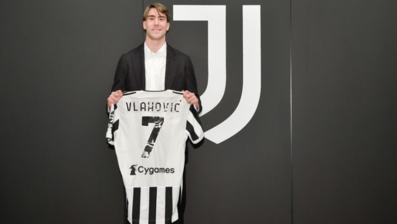 Tân binh Vlahovic kế thừa số 7 của Ronaldo ở Juventus - Ảnh 1
