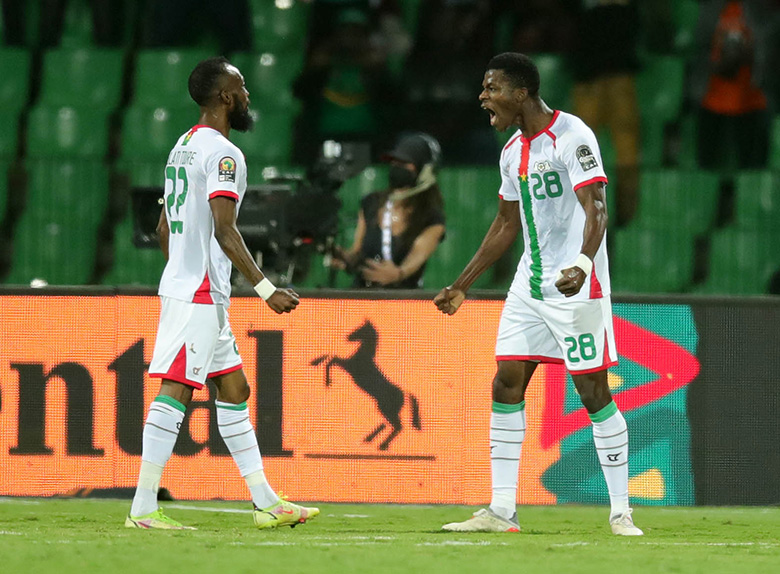 Kết quả CAN 2022: Cameroon và Burkina Faso cùng tiến vào bán kết - Ảnh 1