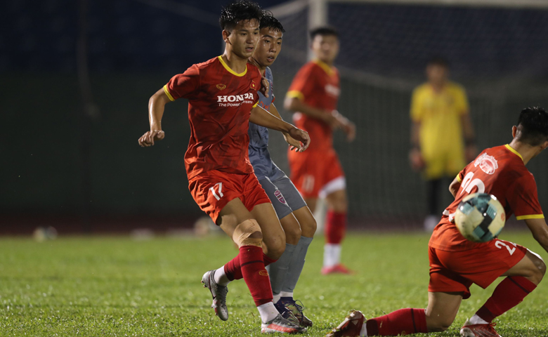 Ghi 3 bàn trong 15 phút, U23 Việt Nam thắng đẹp U19 Bình Dương - Ảnh 2