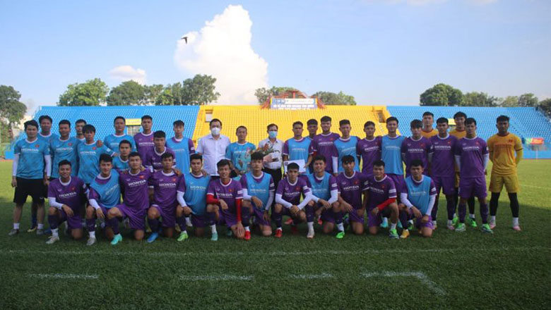 Trọng tài số 1 Việt Nam làm nhiệm vụ ở giải U23 Đông Nam Á 2022 - Ảnh 2