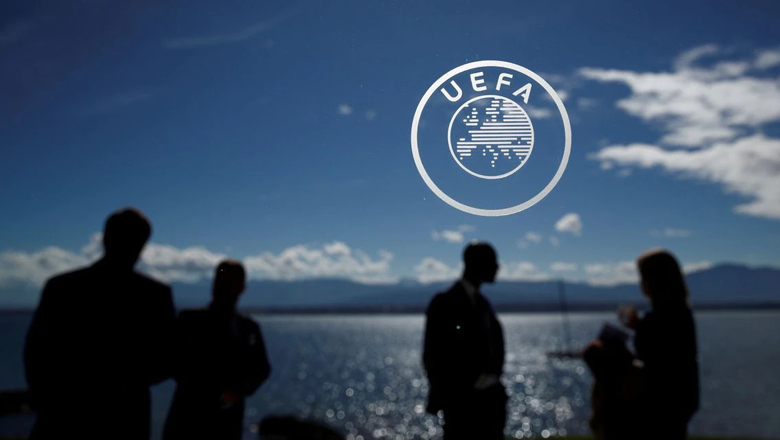 UEFA tặng 10.000 vé miễn phí xem trận chung kết Cúp C1 châu Âu 2021/22 - Ảnh 2