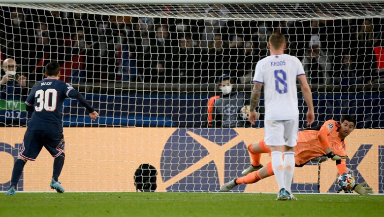 Messi vượt Ronaldo về số lần đá penalty ở Cúp C1 châu Âu - Ảnh 1
