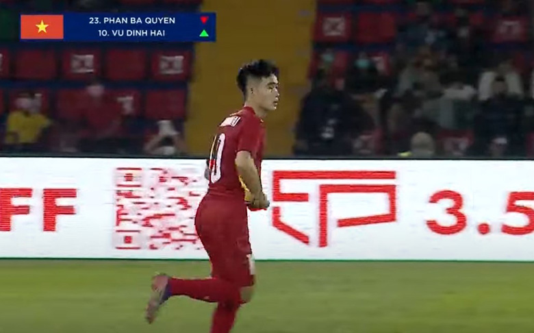 TRỰC TIẾP U23 Việt Nam 1-0 U23 Thái Lan: U23 Việt Nam đẩy cao đội hình - Ảnh 15