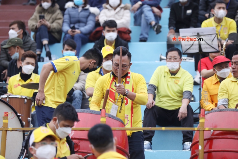 TRỰC TIẾP Nam Định vs HAGL: Đội khách chấp 2 'Tây', Công Phượng ngồi dự bị - Ảnh 5