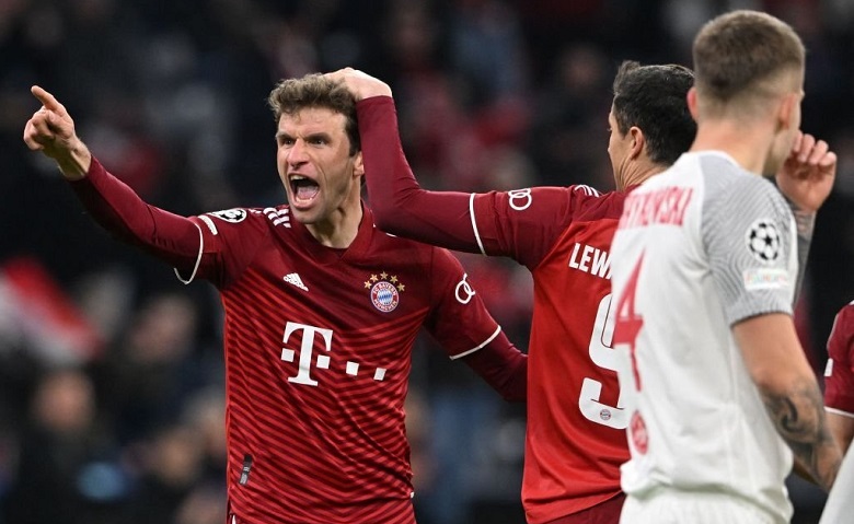 Lewandowski lập hat-trick, Bayern Munich vào tứ kết Cúp C1 châu Âu bằng chiến thắng 7-1 - Ảnh 1