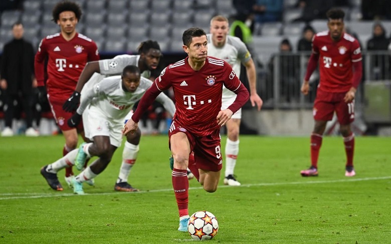 Lewandowski lập hat-trick, Bayern Munich vào tứ kết Cúp C1 châu Âu bằng chiến thắng 7-1 - Ảnh 3