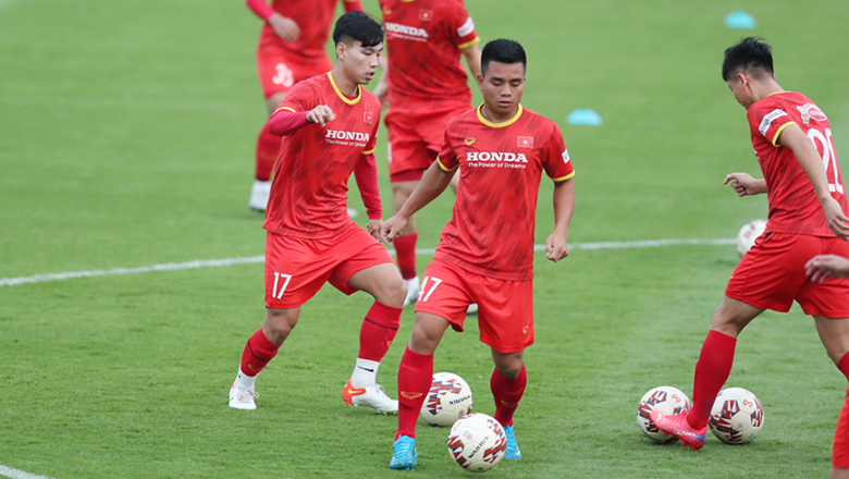 Hồ Thanh Minh chấn thương, khó dự Dubai Cup 2022 cùng U23 Việt Nam - Ảnh 1