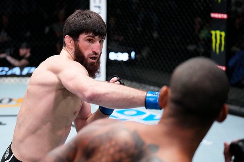 Kết quả UFC Fight Night: Ankalaev thắng Thiago Santos, hướng đến trận tranh đai vô địch - Ảnh 1