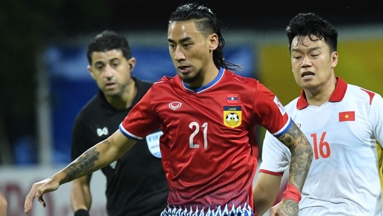 U23 Lào triệu tập tiền đạo nhập tịch Billy Ketkeophomphone cho SEA Games 31 - Ảnh 2