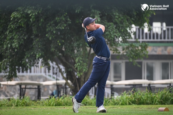 Golf thủ 15 tuổi đại diện cho Việt Nam dự SEA Games 31 - Ảnh 1