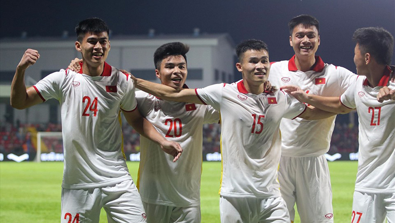 U23 Việt Nam đăng ký hơn 20 cầu thủ dự SAE Games 31 - Ảnh 1