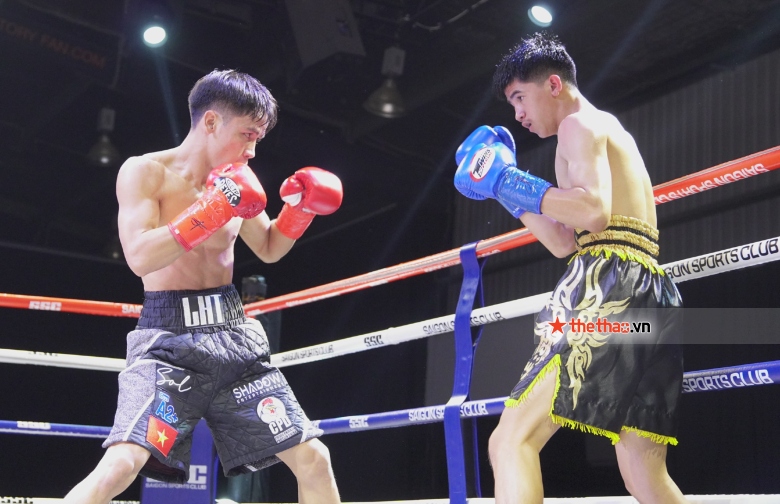 Lê Hữu Toàn lội ngược dòng giành đai boxing WBA Asia - Ảnh 2