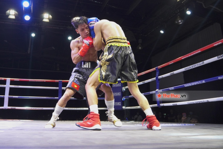 Lê Hữu Toàn lội ngược dòng giành đai boxing WBA Asia - Ảnh 3