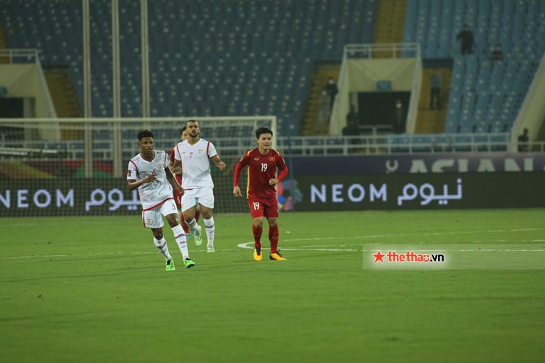 TRỰC TIẾP Việt Nam 0-0 Oman: Hiệp 1 giằng co - Ảnh 29