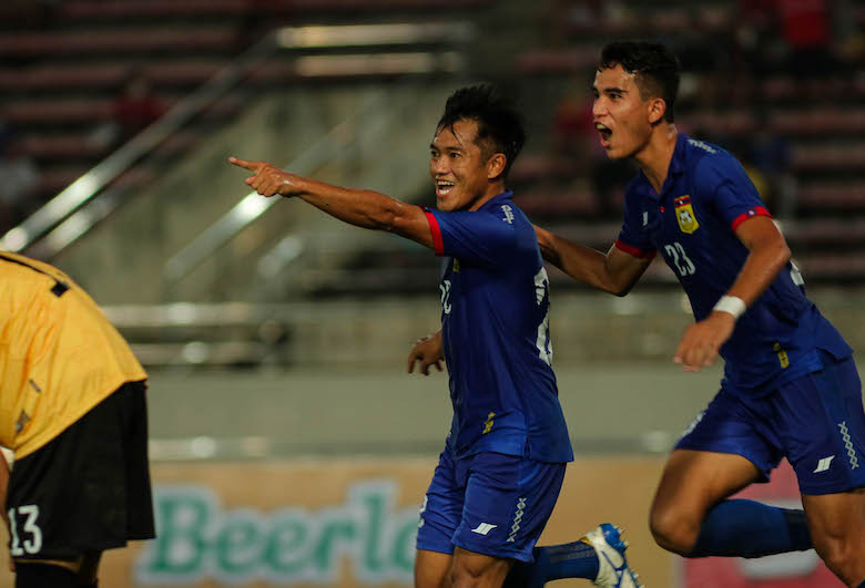Lào thắng Brunei trong trấu đấu rượt đuổi tỷ số nghẹt thở và siêu phẩm đá phạt - Ảnh 1