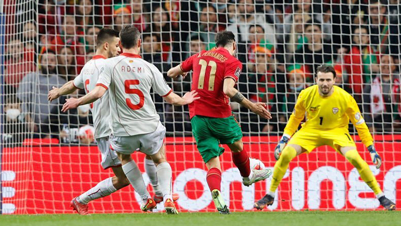 Bruno Fernandes lập cú đúp, đưa Bồ Đào Nha tới World Cup 2022 - Ảnh 1
