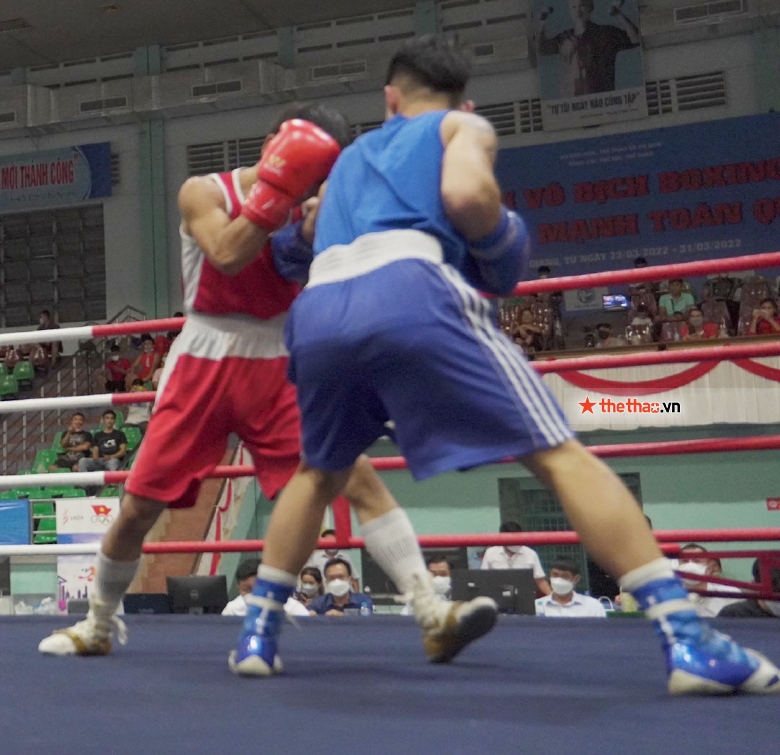 Lê Hữu Toàn thắng ngược ở chung kết Boxing toàn quốc - Ảnh 3