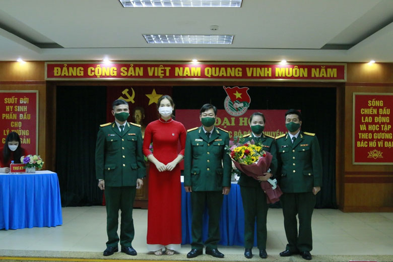 Đội bóng chuyền nữ BTL Thông tin - FLC có BCH mới sau đại hội nhiệm kỳ 2022 - 2024 - Ảnh 2