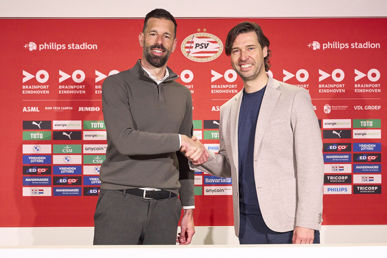 Huyền thoại MU Van Nistelrooy dẫn dắt đội bóng cũ - Ảnh 2