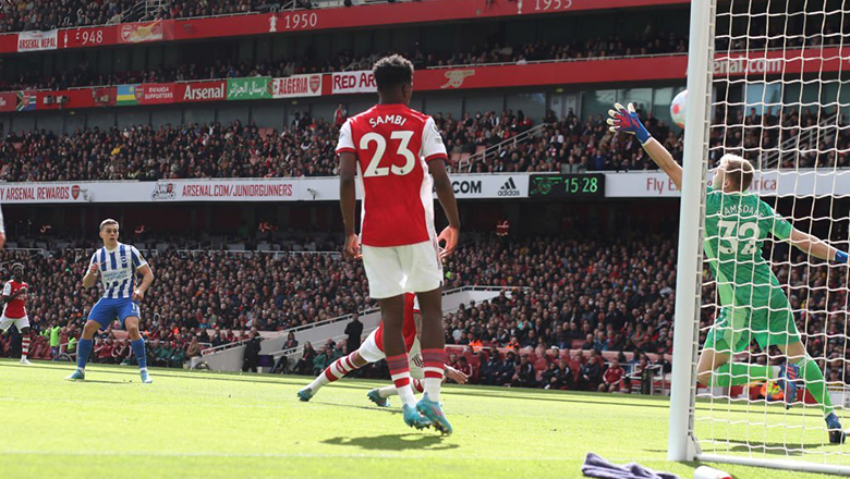 Arsenal để thua 1-2 trước Brighton, lỡ cơ hội lọt vào top 4 Ngoại hạng Anh - Ảnh 2