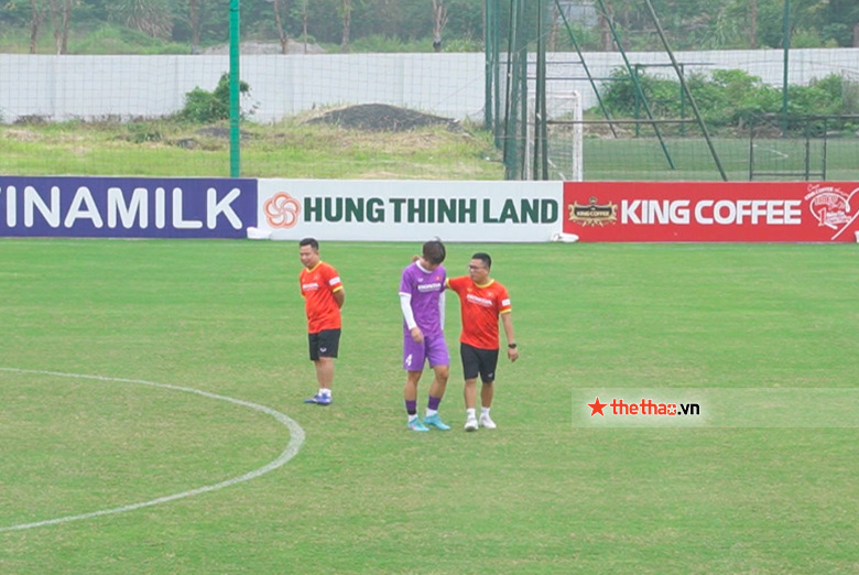 U23 Việt Nam mất Quang Thịnh ở buổi tập rèn thể lực mới nhất - Ảnh 2